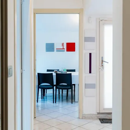 By Center And Sea By Interhome Appartement Alassio